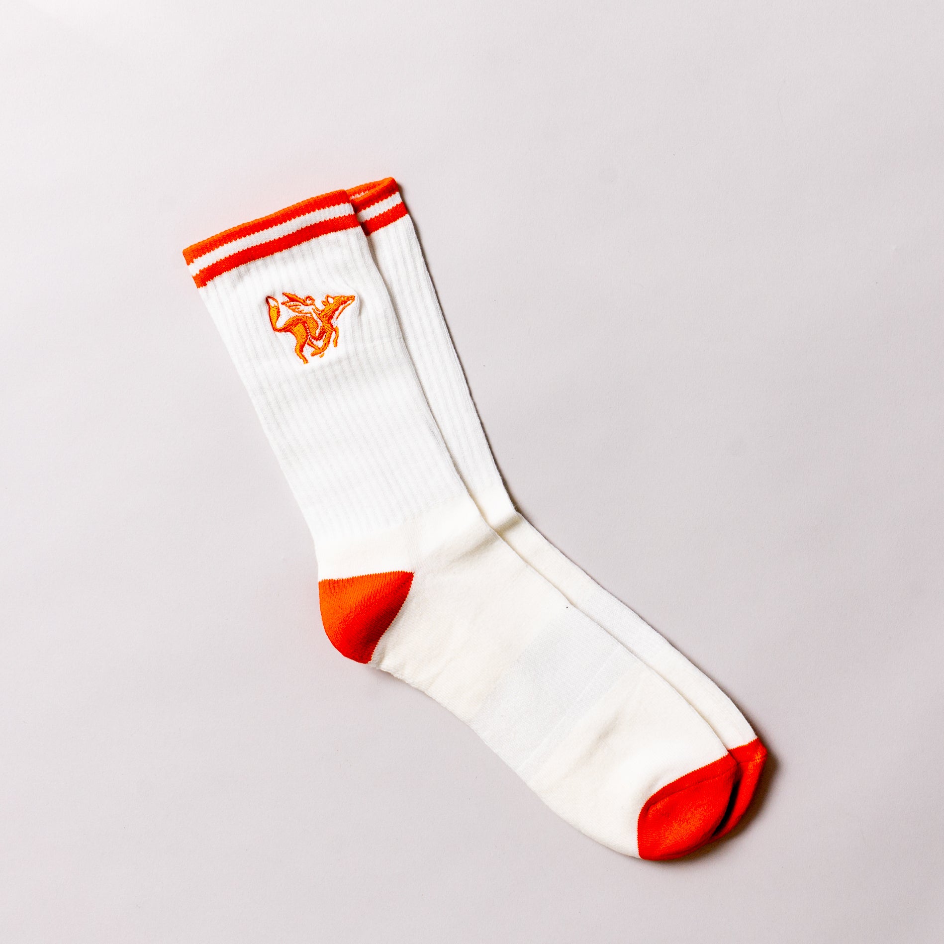 raposa embroidered logo crew sock in white and orange